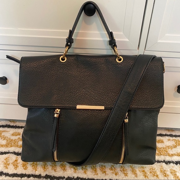Free People Handbags - Free People Lydia Messenger Bag